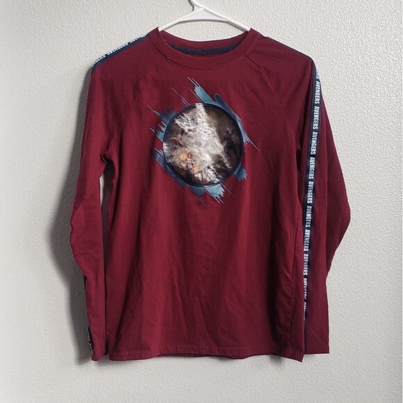Avengers long sleeved tshirt with 3D picture kids size XXL OR 18 - Picture 1 of 5